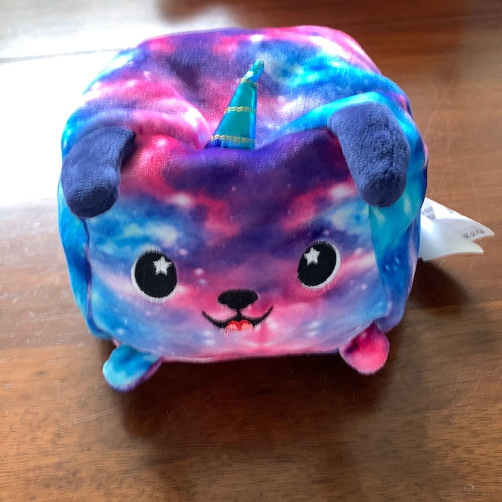 Dream puppy unicorn moosh moosh reversible.